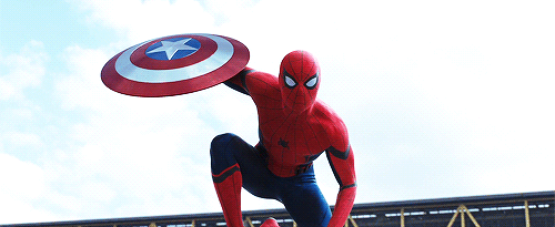 matthew-daddarios:  Hey everyone!   SCREAMING!!! MARVEL I LOVE U