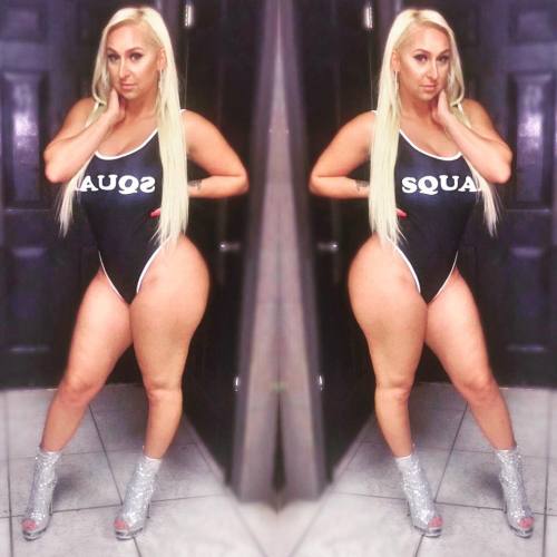 stripper-locker-room:  msninakayy