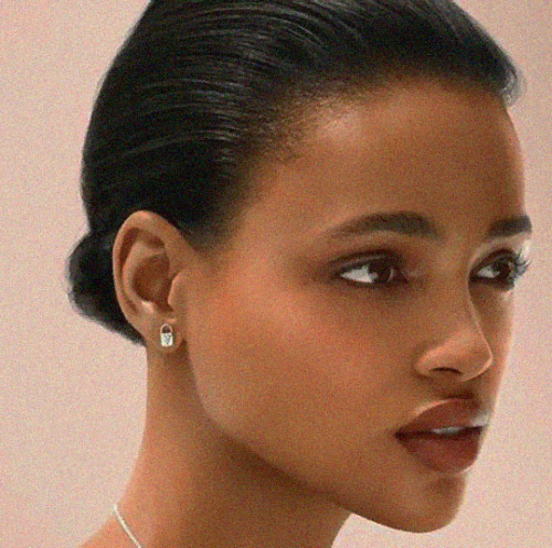 s0ur:Aya Jones for Micheal Kors jewelry collection