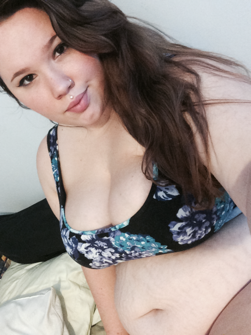 buttfuckbabe:  Favorite selfies 2014 💖