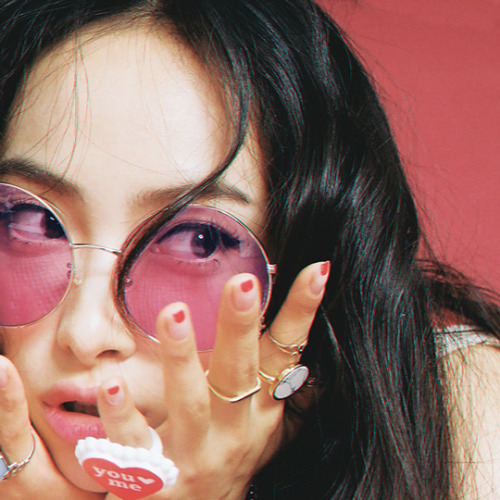 Porn sonnaeuns:  GROOVY. a chill playlist inspired photos