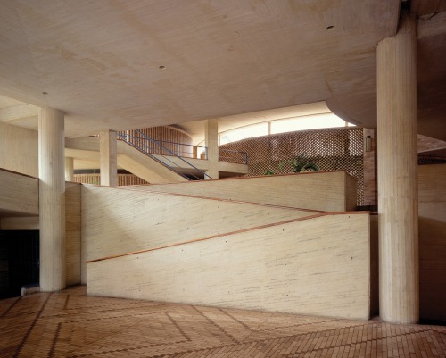 archatlas:  Rogelio Salmona: Bogotá’s Maestro of BrickColombian modernist Rogelio Salmona had an enriching and enduring impact on Bogotá through his mastery of brick.Bogotá is a city of red brick and nobody did more to enrich that material than Rogelio