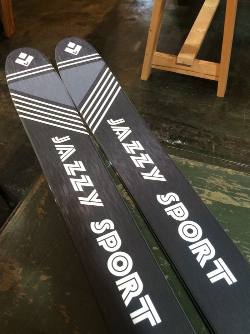 FLHQ NEWS — VECTOR GLIDE SKI 2020