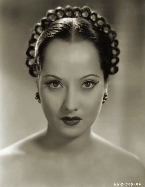 Merle Oberonhttps://Painted-Face.com/