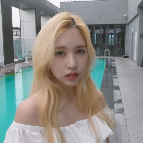 Yes, I Am Mina