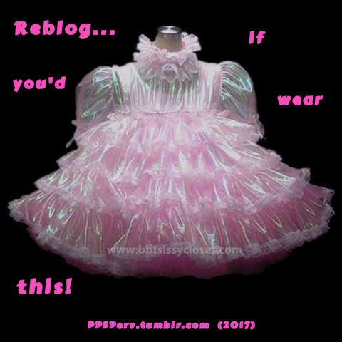 sissywhoreceline:diaperedsissysamantha:1ofmanysissybabys:Every day. Love it I would love to wear thi