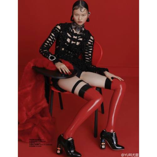 HARPER’S BAZAAR September 15Photographed by Liu SongStyling by: Yuri TanRed open - toe - latex stock
