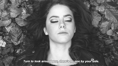 imacuntasaurous:  sad blog ☹