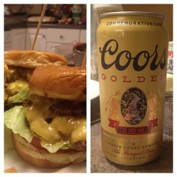 laynehaley:  #homemade #doubledouble #animalstyle. And #beer. #coors. #whatimdrinkingwhereimsitting