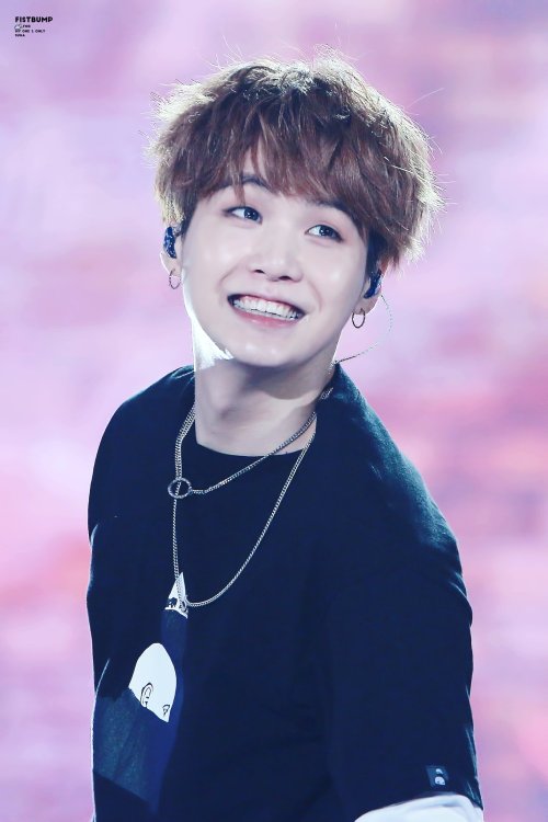 bts0726:    © FIST BUMP | Do not edit. (1, 2)