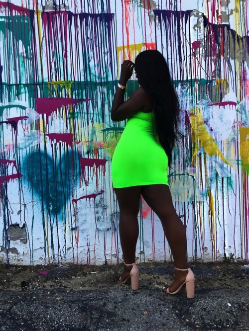 Bright colors on dark skin. Model : ig @iamjazzylove Dress: silhouettestylez.com