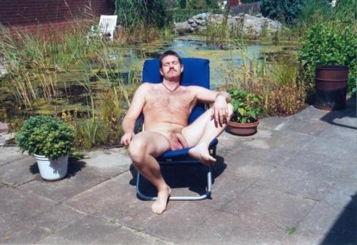 softissexy:  Yard swamp