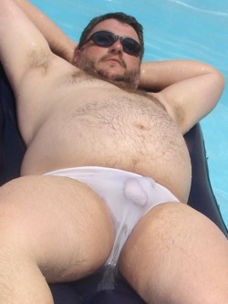 benjidacub:  I’ve reblogged this before, but I just want to add in my mind this is James Corden