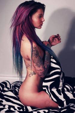 tattooedwomenarebeautiful:  Model: Bree LaRose 