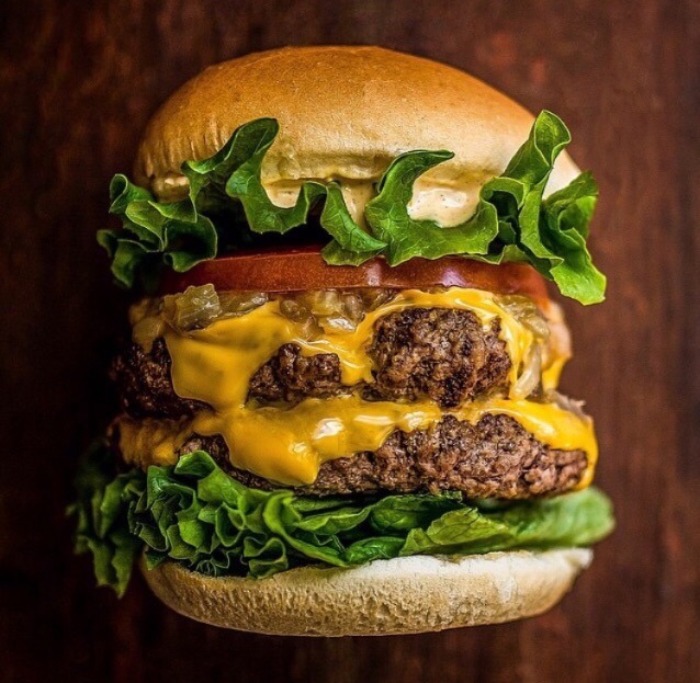 adr0itness:  irontemple:  ahma37:  🍔✨  yes  Fuck me