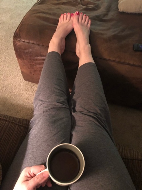 acurvypixie: Rainy day in Florida ☔️