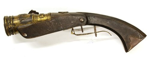 An unusual matchlock blunderbuss pistol originating from France, 17th century.