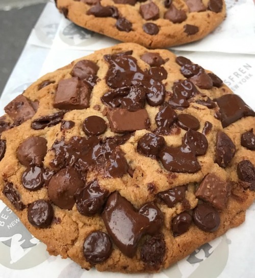 daily-deliciousness: Triple chocolate chunk cookie Just wow!