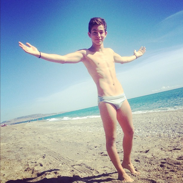 damnhescute:  Loving this view
