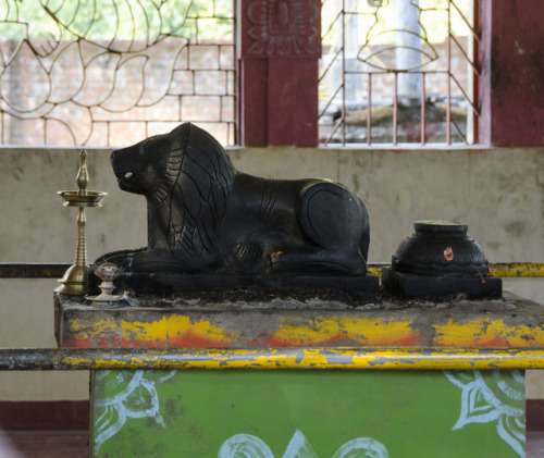 Devi´s lion vahana, Tamil Nadu