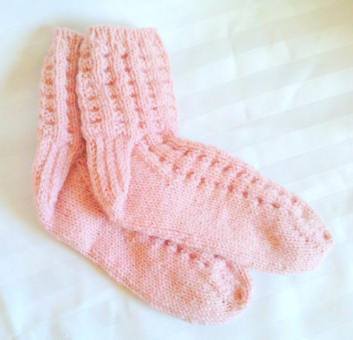 Knit Socks //JoyfulHandKnits