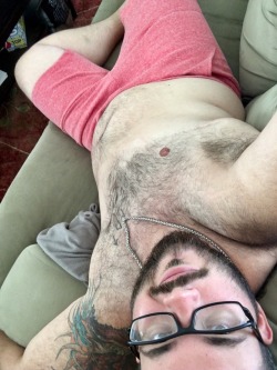 bareftmcub:Summer break! Relaxing after morning yard work