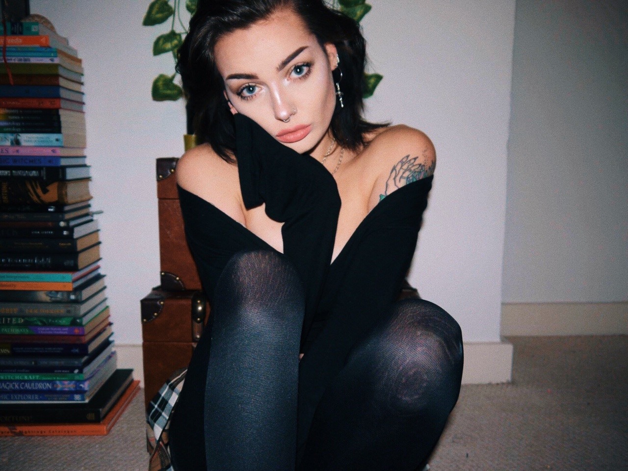 explorjaye:  Apparently I liked how I looked on this one day of the entire year 🤷🏻‍♀️Instagram.com/ouijaye