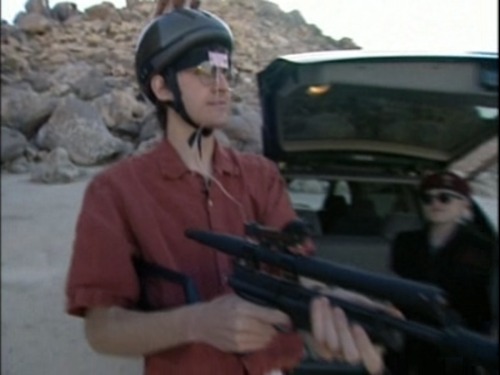 coult0n:Louis Theroux hunting aliens. Louis Theroux’s Weird Weekends, 1998.
