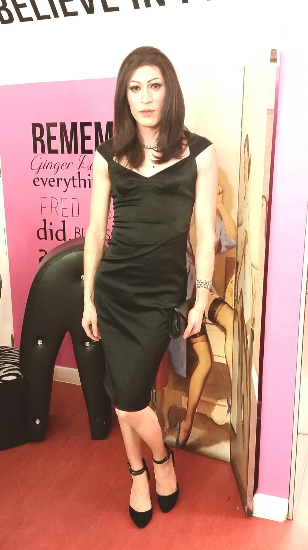lovecourts:  A tirade of terrific trannies for your viewing pleasure. If you think