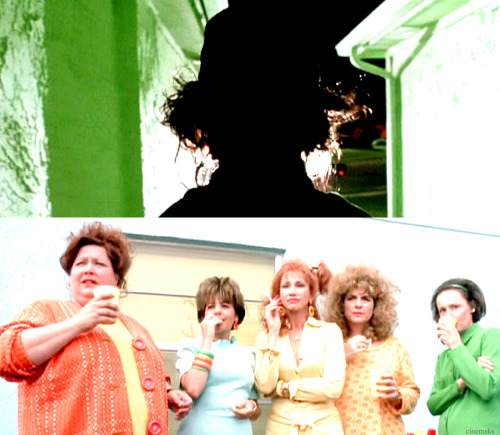 cinemaks:  Edward Scissorhands • 1990  Hold me. I can’t.  