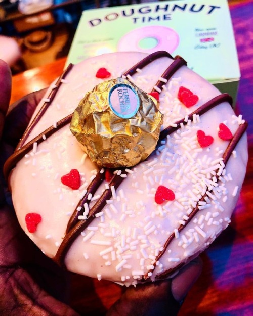 Had to post another of that glorious from @doughnuttime_uk on Tuesday. Regretting giving ‘em up for 