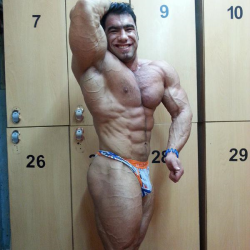 nicemusclemen:Ayat Bagheri