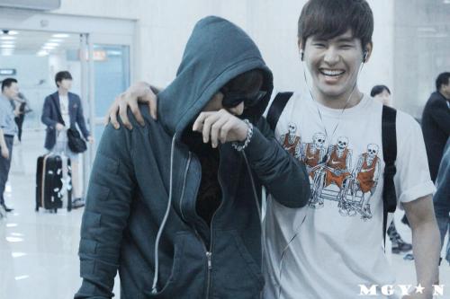  ©mgyon do not edit, crop or remove watermark.     