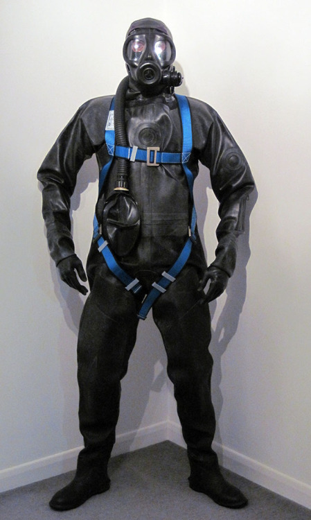 dressingupbox: MeYou put on the rubber drone suit you can hear it calling to you now you want to r