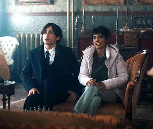 Five And Lila In Season 4 Episode 3