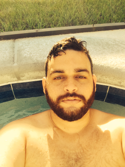 theeasternlion:  Day off is pool day 