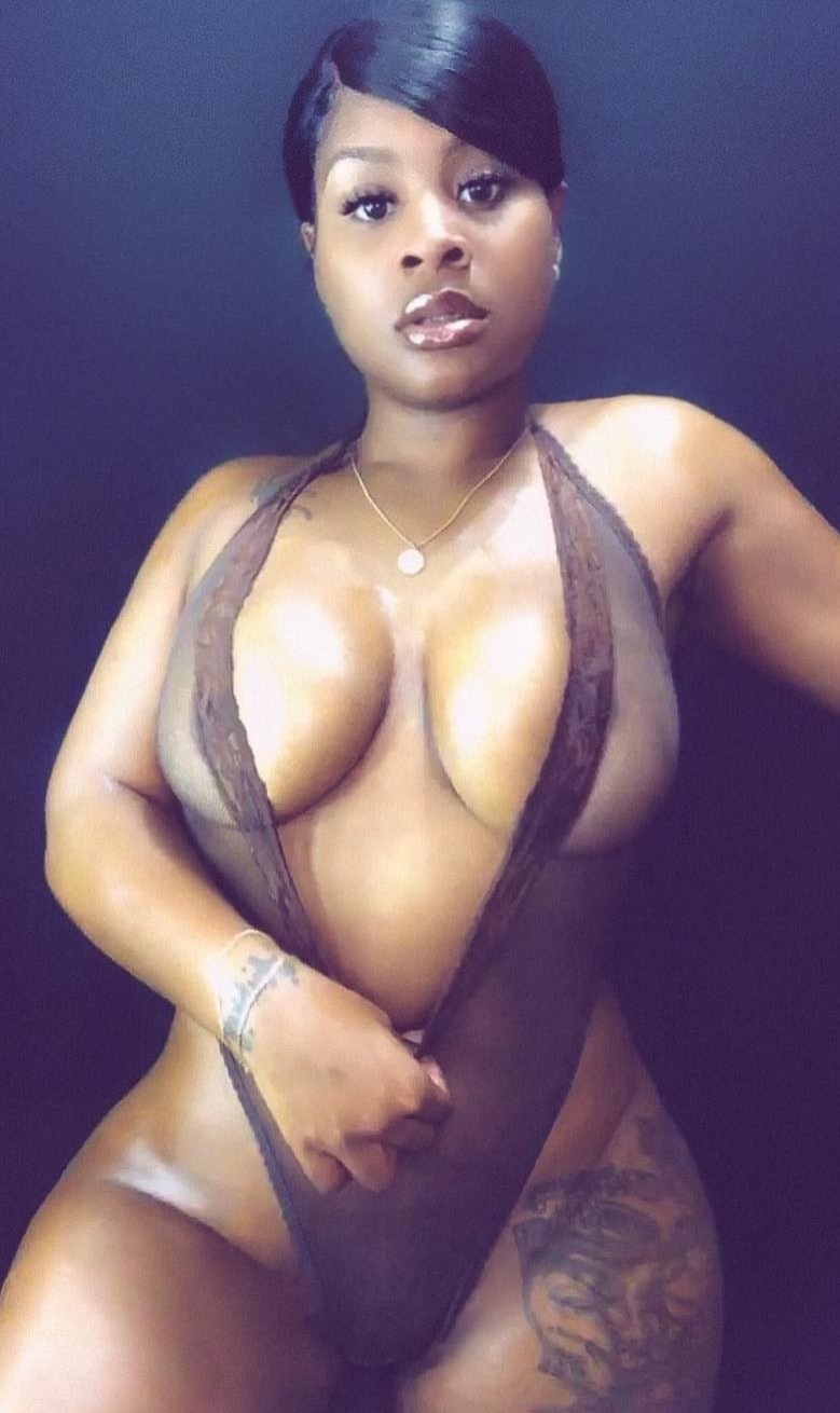 kingjazziedad:  DeliciouslySexy. CurvyLicious. BootiDelicious Mami. Many BiancaShow