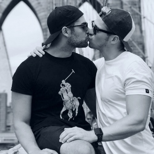 gayspree:Johnny Sibilly