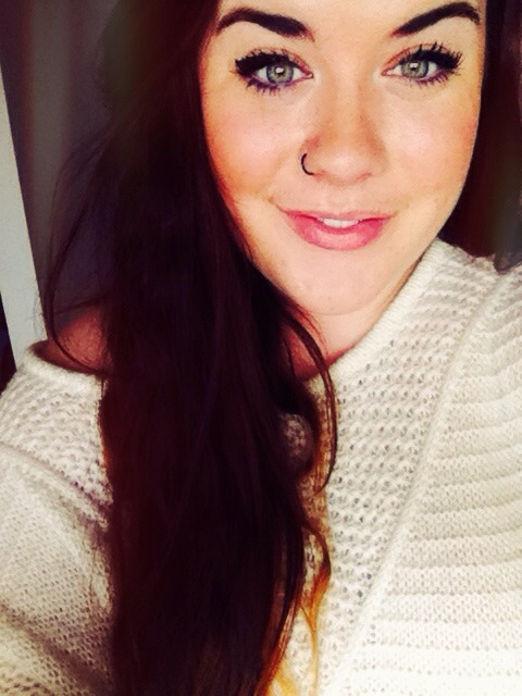 ginhigh:  Baking cakes and dancing to Beyoncé.  Keyuuute