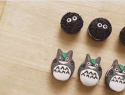 everythingwithwasabi:  Nerdy Nummies with Totoro Macaron Cookies