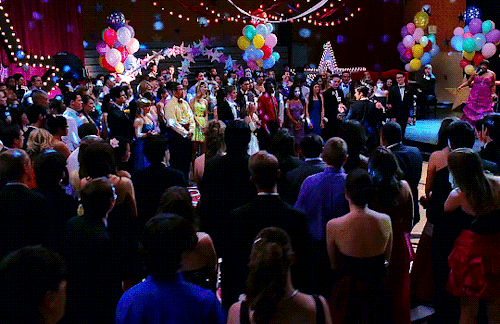 One Klaine Scene Per Season S02E20Prom Queen