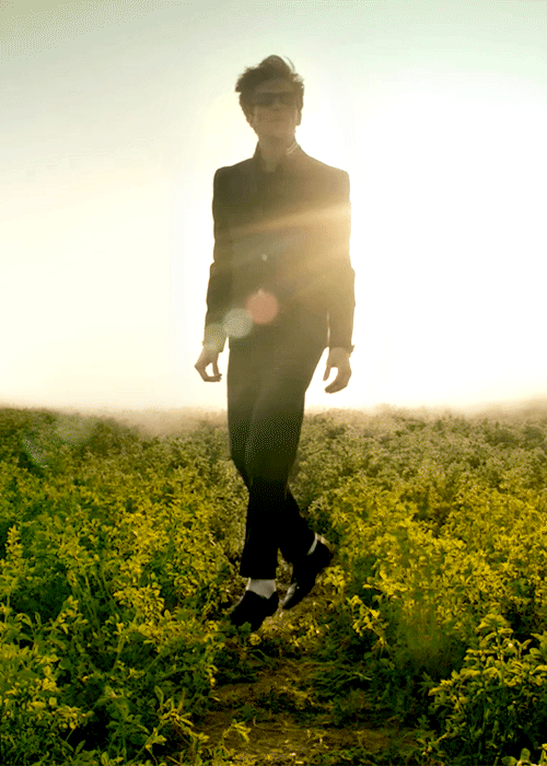 francisandthelights:  the “like a dream” video EP out November 25 