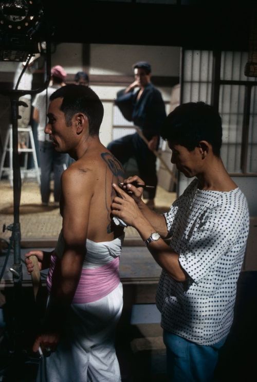 s-h-o-w-a:Japanese film industry through adult photos