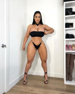 whatmakesmydickhards-blog:lift24-7everyday:Gemma Walshe 🇬🇧And Jamaican￼🇯🇲🤦🏽‍♂️