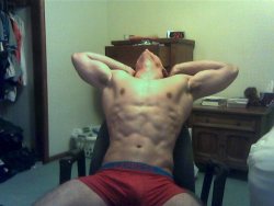 ksufraternitybrother:  KSU-Frat Guy: More than 6,000 posts of