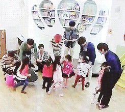 chandoo:  dongwoo just wants to read some picture books 