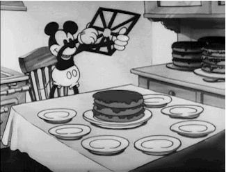 do-i-smell-watermelon:
“ clesktop:
“ emmadilemmathethird:
“ waltdisney-forever:
“ If only…
”
Why is the cake cutting-thingy square? And where’s the leftovers from the middle circle?
”
One of the pieces disappears?????
”
it’s a mouse wearing pants
”