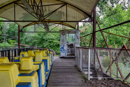 visualizedmemories: “Lost places” Lunapark/Plaenterpark, Berlin