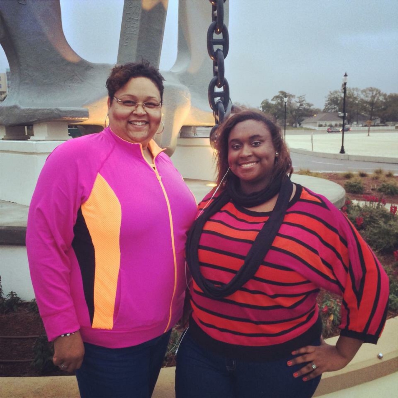 jazzybellblue:  A few old photos for #Biggirlappreciationday 🌻