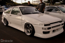 d-miracle:  Something that you rarely see these days.  BN AE86.  